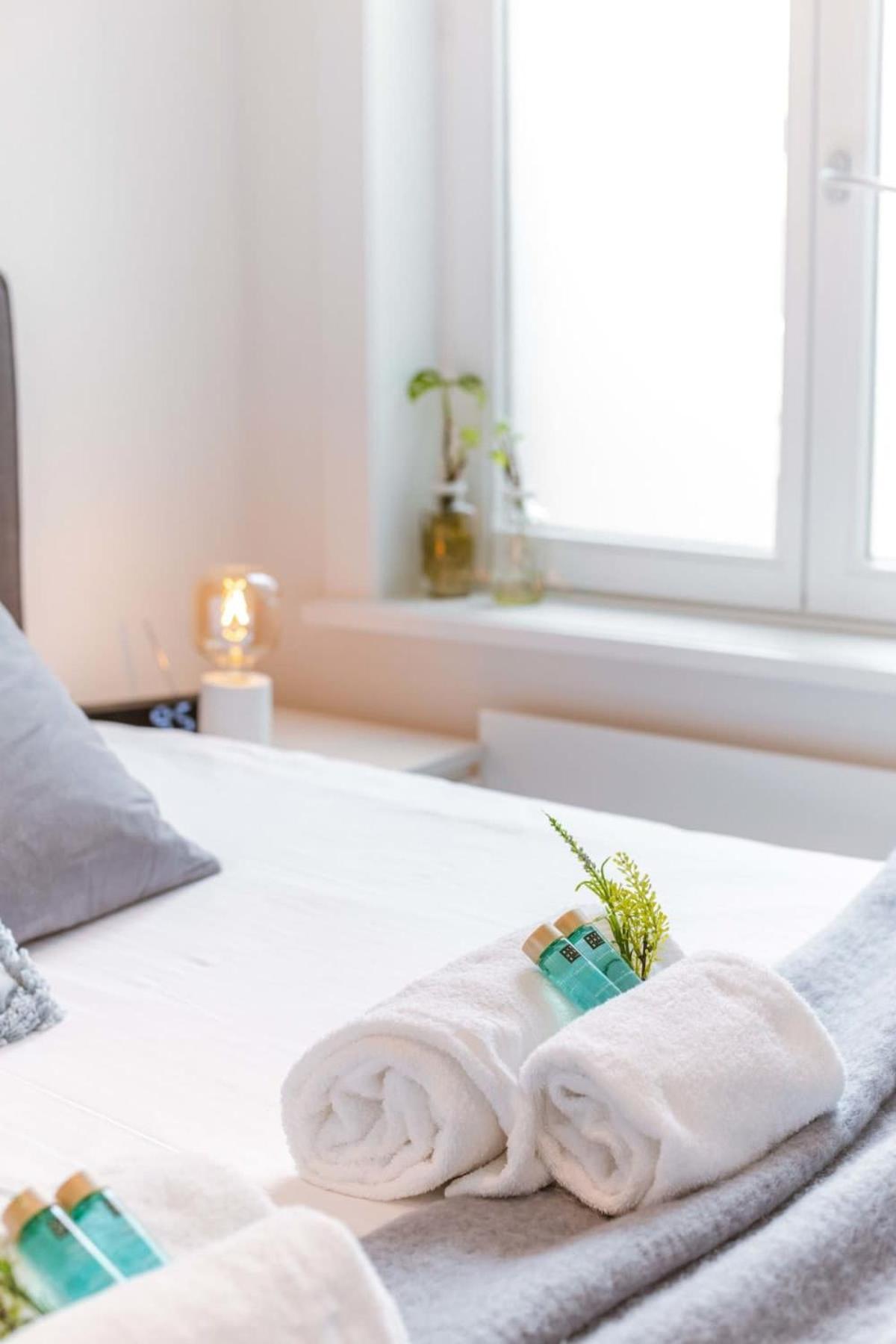 Huswell - Brand New Apartment Near The Beach Blankenberge Buitenkant foto