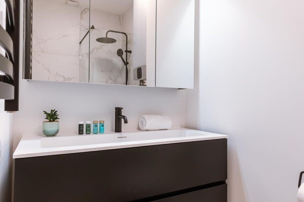 Huswell - Brand New Apartment Near The Beach Blankenberge Buitenkant foto