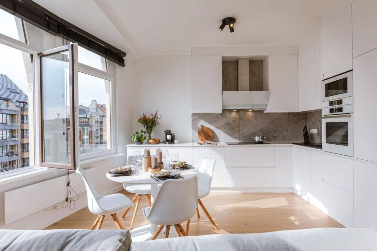 Huswell - Brand New Apartment Near The Beach Blankenberge Buitenkant foto
